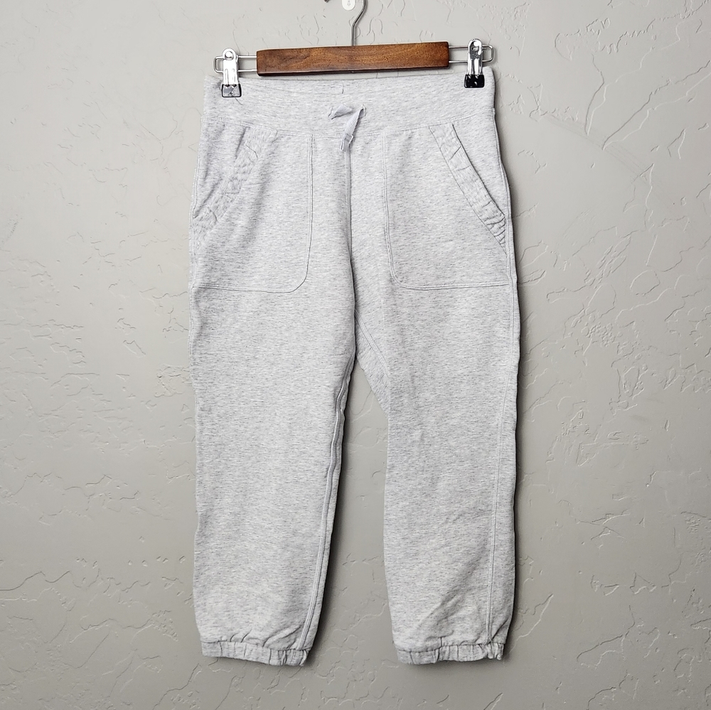 Ivivva sweats